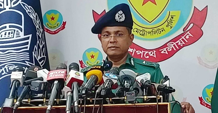 অস্ত্রের ঝনঝনানি করতে দেবো না: ডিএমপি কমিশনার