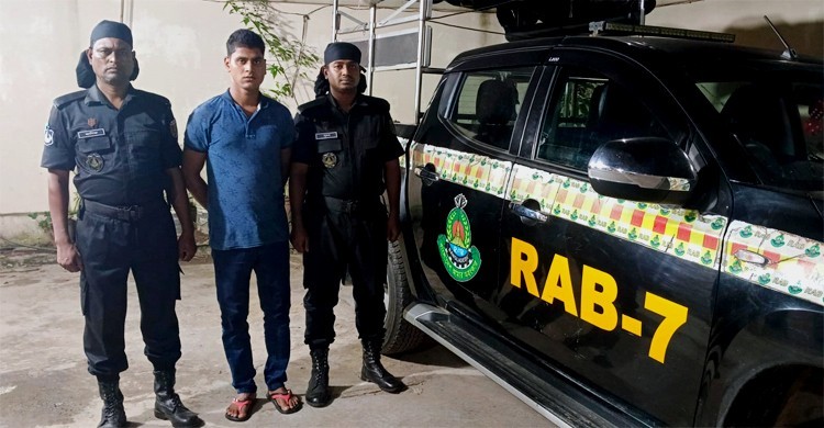 গৃহবধূকে শ্বাসরোধ করে হত্যা, স্বামী গ্রেফতার